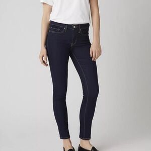 LEVI’S | 311 Shaping Skinny Size 28